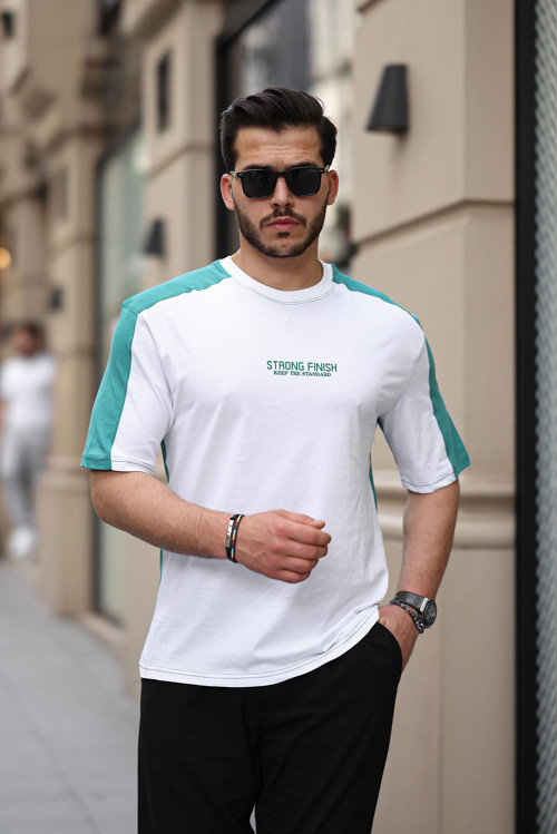 Beyaz Yeşil Strong Finish Baskılı Oversize Kısa Kolu Tişört- 2411
