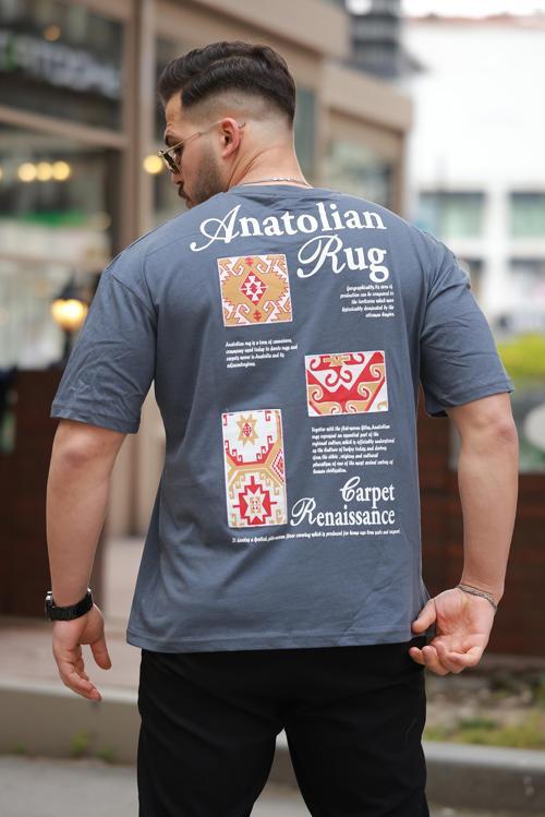 Füme Anatolian Rug Sırtı Baskı Detaylı Oversize Kısa Kollu Tişört- 2520