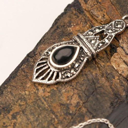 Kemerli Gümüş Zincirli Oltu Taşlı Kolye