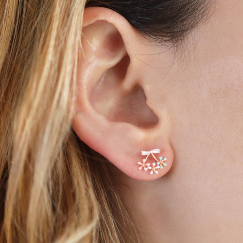 Mini Renkli Çiçek Fiyonk Modeli Rose Gold Kaplama Gümüş Küpe