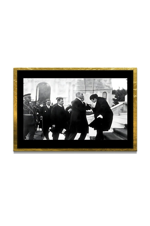 Yapay Zeka İle Yenilenmiş Atatürk Fotoğrafları Siyah Beyaz Cam Tablo, 3D Dekoratif Baskı 46