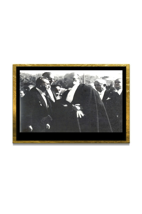 Yapay Zeka İle Yenilenmiş Atatürk Fotoğrafları Siyah Beyaz Cam Tablo, 3D Dekoratif Baskı 753