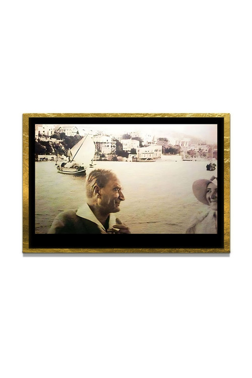 Yapay Zeka İle Yenilenmiş Atatürk Fotoğrafları Siyah Beyaz Cam Tablo, 3D Dekoratif Baskı 631