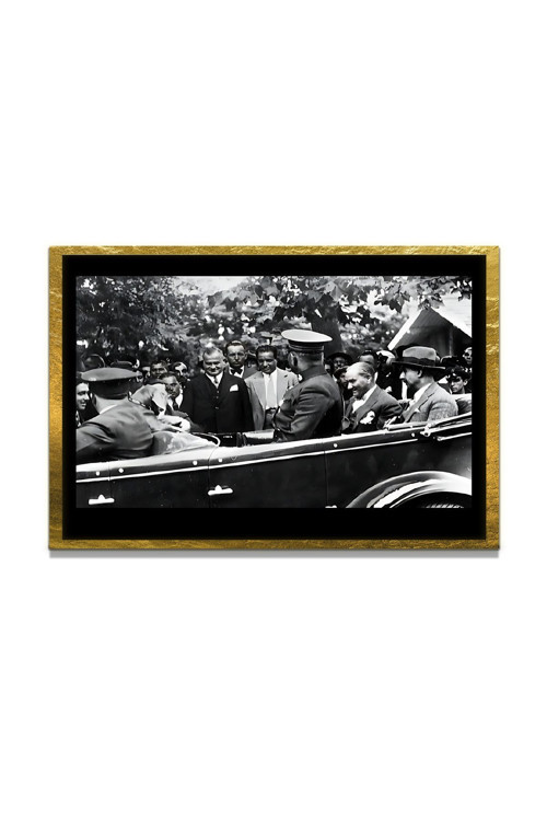 Yapay Zeka İle Yenilenmiş Atatürk Fotoğrafları Siyah Beyaz Cam Tablo, 3D Dekoratif Baskı 511