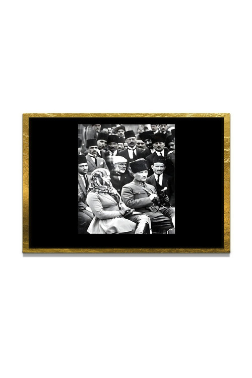Yapay Zeka İle Yenilenmiş Atatürk Fotoğrafları Siyah Beyaz Cam Tablo, 3D Dekoratif Baskı 223