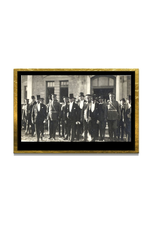 Yapay Zeka İle Yenilenmiş Atatürk Fotoğrafları Siyah Beyaz Cam Tablo, 3D Dekoratif Baskı 793