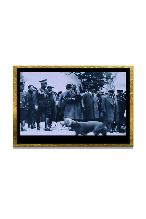 Yapay Zeka İle Yenilenmiş Atatürk Fotoğrafları Siyah Beyaz Cam Tablo, 3D Dekoratif Baskı 338