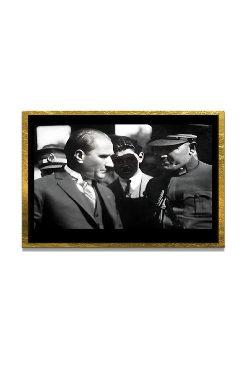 Yapay Zeka İle Yenilenmiş Atatürk Fotoğrafları Siyah Beyaz Cam Tablo, 3D Dekoratif Baskı 581