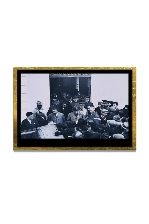 Yapay Zeka İle Yenilenmiş Atatürk Fotoğrafları Siyah Beyaz Cam Tablo, 3D Dekoratif Baskı 306