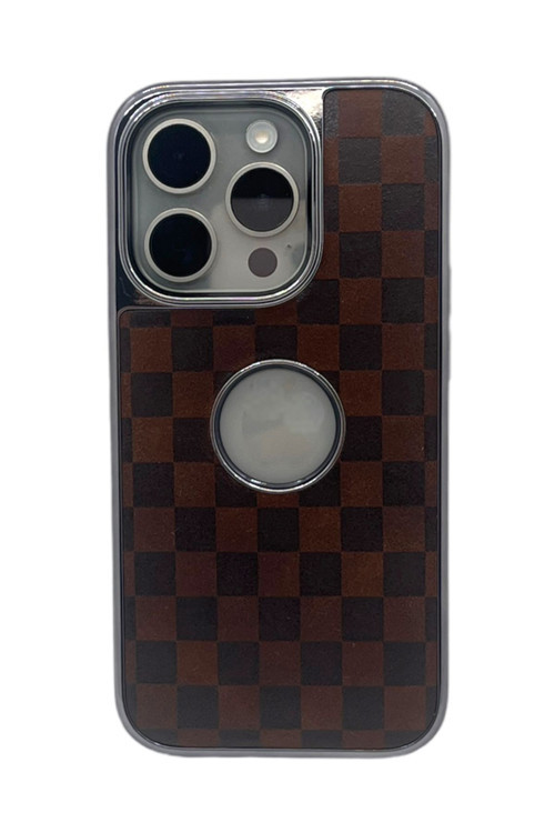 Hole Checkers Case Kahverengi İphone 11