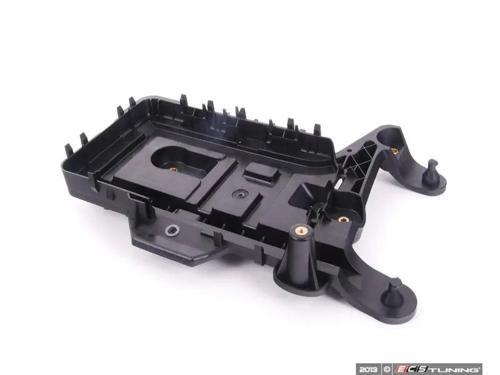 Vw Golf5-Golf6-Golf7-Jetta-Passat-Caddy 2004- Akü Sehpası Akü Alt Braketi (Oem No:1K0915333H)