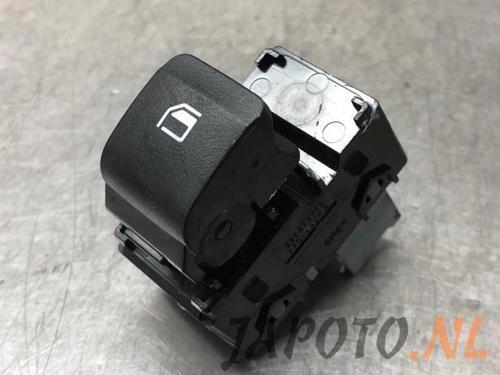 Düğme Cam Açma İ20 21Sonrası Sağ Ön / Arka Sağ Sol (Oem No: 93581-Q00004X)