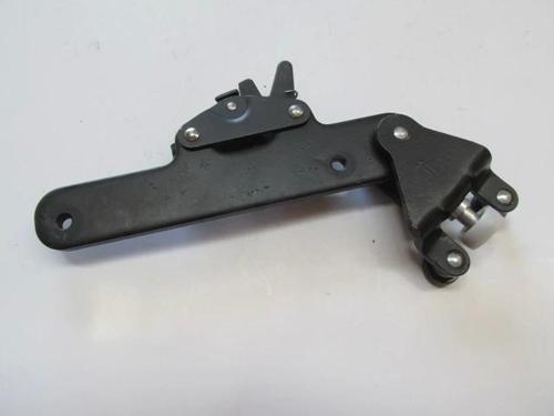 Fıat Doblo- 15/22; Sürgülü Kapı Alt Ray Bağlantısı Sol (Oem No: 52062455)