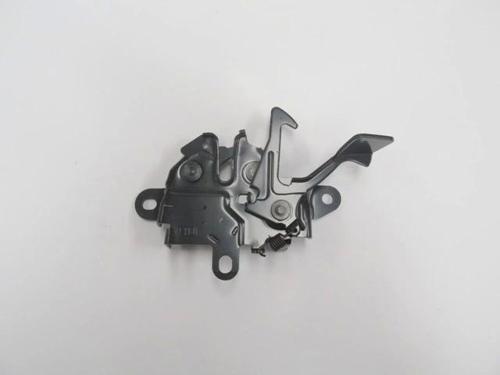1999-2000 Toyota Corolla Ae111 Kaput Kilidi (Tyg) (Adet) (Oem No:5351012620)