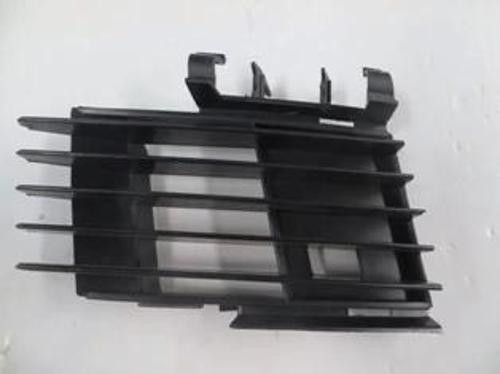 2003-2005 Opel Vectra C Sis Lambası Yan Kapağı Sağ (Sisli Tip) (Tw) (Adet) (Oem No:1400266)