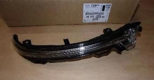 Sol Ayna Sınyalı Ledlı Psa 2008 (P24E) (Oem No: 9837260680)