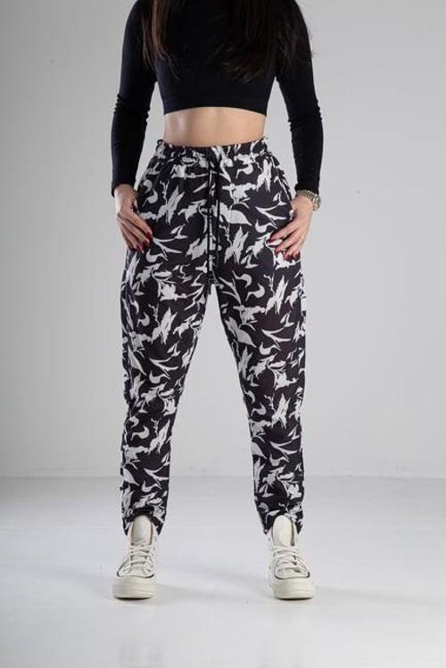 Yaprak Desenli Jogger Pantolon