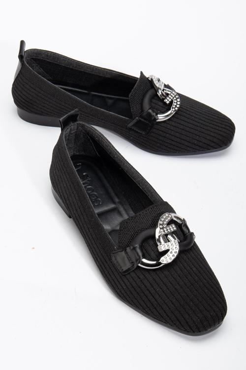 Kadın Siyah Önü Toka Detaylı Triko Babet