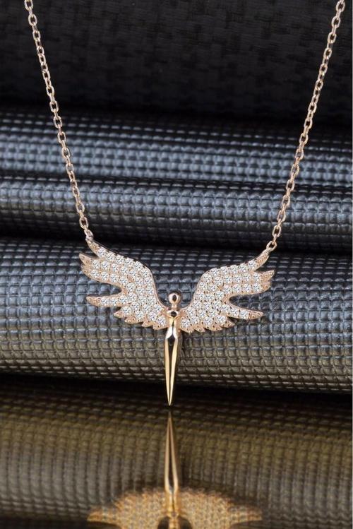 Altın Renk Mikail Meleği Kanatlı Beyaz Taşlı Zirkon Kolye - 1077