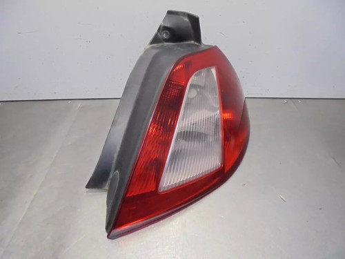 Renault Megan Iı 2002-2006 Stop Lambası Sağ Hatchback (Oem No:8200073237)