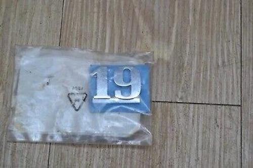 Renault R. 19 1992- Yazı 19 (Oem No:7700823985)