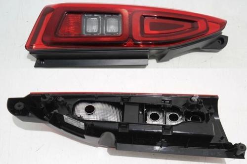 Peugeot Rifter- 2024-2025  Stop Lambası Sol Kırmızı/Beyaz (Mars) (Oem No:9819427380)