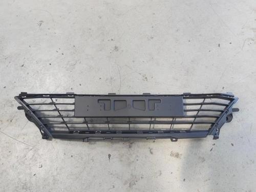 Renault Megane Iv 2015- Tampon Alt Izgarası  (Oem No:622542307R)