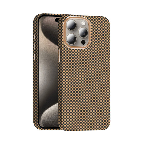 iPhone 15 Pro Kılıf M-safe Şarj Özellikli Karbon Fiber Görünümlü Gros Kılıf