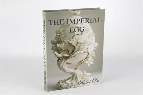 Egg Nobel Tee Kitap Kutu 29x22x4cm