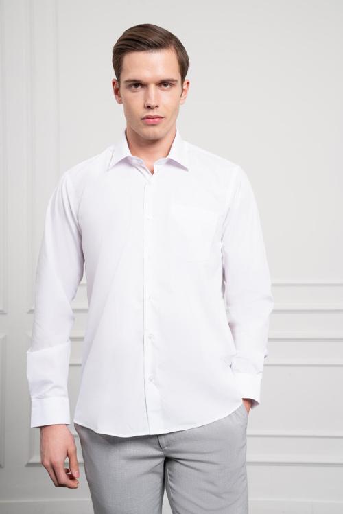  Erkek Beyaz Basic Regular Fit Sert Yaka Cepli Gömlek