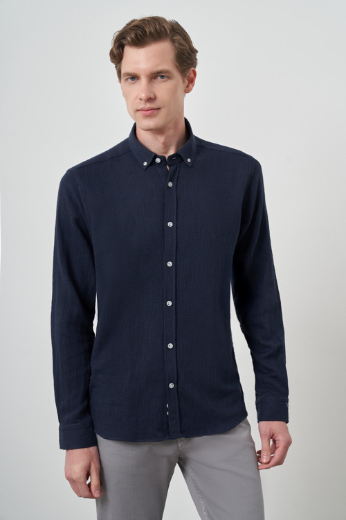 Erkek Lacivert Trend Keten Slim Fit Düğmeli Yaka Gömlek