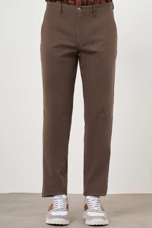  Erkek Kahverengi Pamuk Yan Cep Dynamic Fit Chino Pantolon