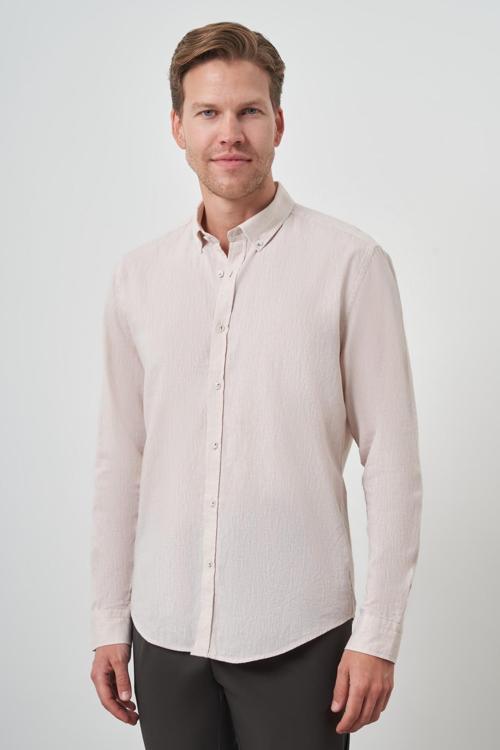  Erkek Bej Keten Trend Dynamic Fit Düğmeli Yaka Gömlek