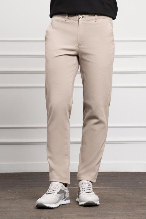  Erkek Bej Dynamic Fit Rahat Kesim Chino Pantolon