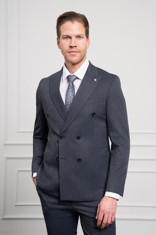  Erkek Lacivert Trend Slim Fit Dar Kesim Sivri Yaka Kruvaze Takım Elbise