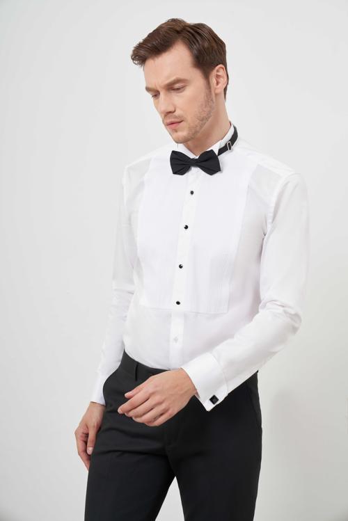 Erkek Beyaz Piliseli Ata Yaka Slim Fit Gömlek