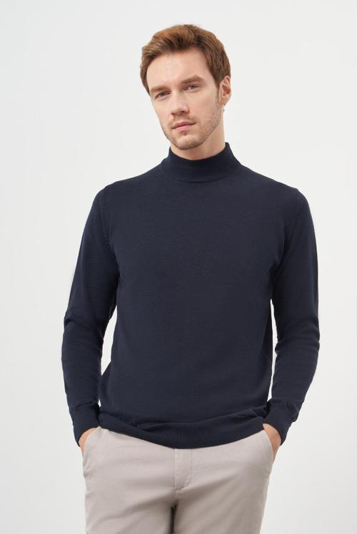  Erkek Lacivert Basic Yarım Balıkçı Yaka Dynamic Fit Rahat Kesim Triko