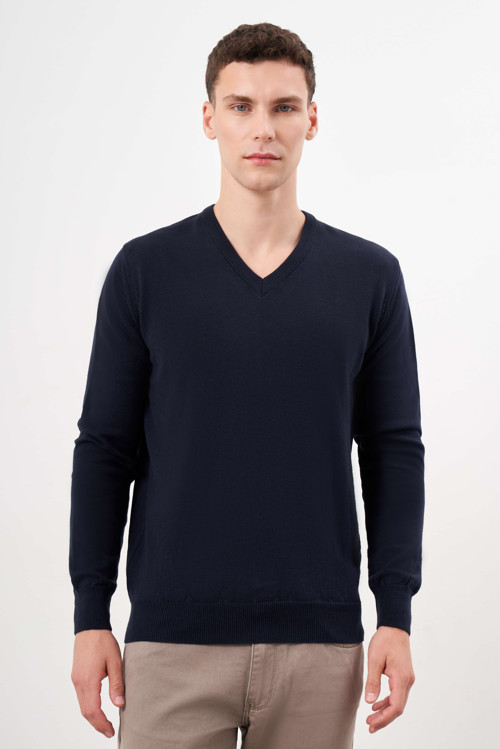 Erkek Lacivert Basic V Yaka Dynamic Fit Rahat Kesim Triko