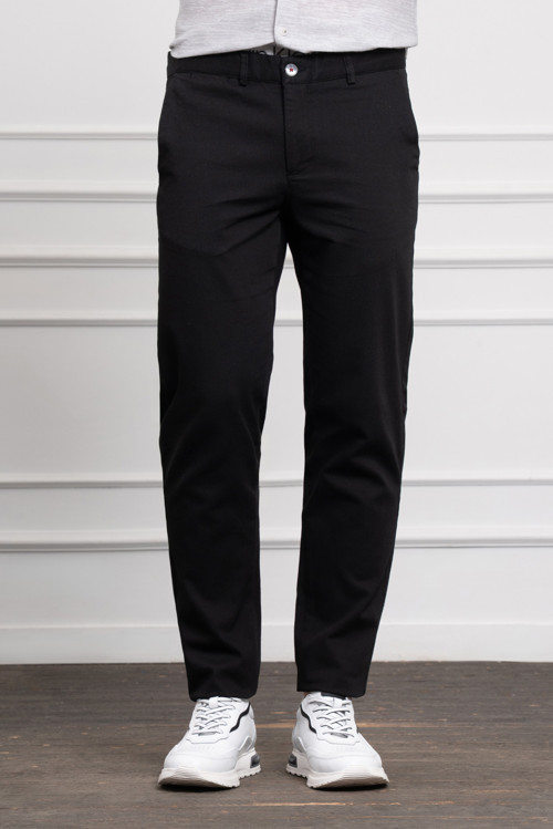 Erkek Siyah Dynamic Fit Rahat Kesim Chino Pantolon