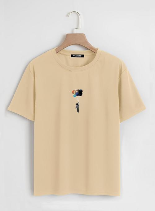 Unisex Oversize Bisiklet Yaka Balloon Astronaut Baskılı Basic T-Shirt - BEJ