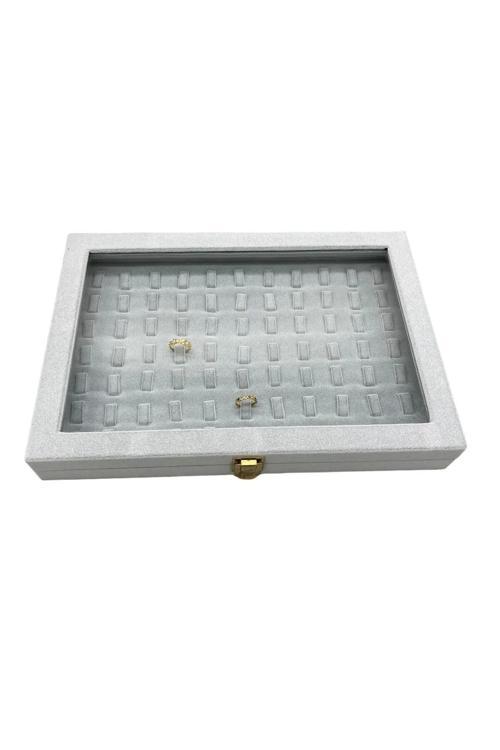 Cam Kapaklı Süet Kumaş Gri Renk 34 Cm / 24 Cm Tırnaklı Yüzük Sergileme Standı