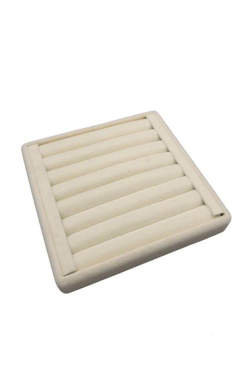 Yerli Üretim Süet Kumaş Krem Renk 15 Cm / 15 Cm Yüzük Sergileme Standı