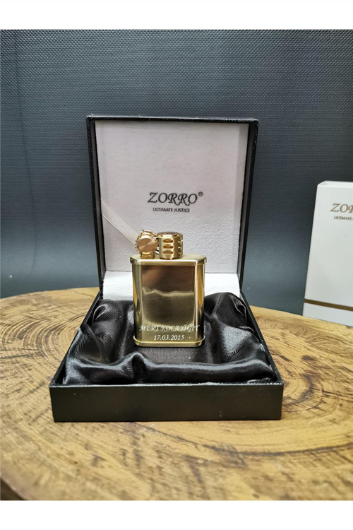 Kişiye Özel Gold Renk Benzinli Pirinç Gövde Çakmak SCK87458952