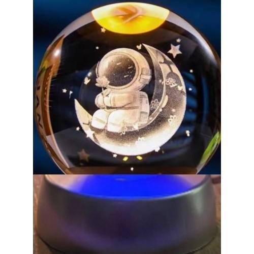 Büro Ev Ofis Hediyesi için Ayda Astronot Stil Plastik Altlı Led Işıklı Cam Küre