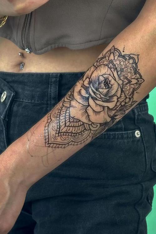 Gül Figürlü Geçici Dövme Tattoo