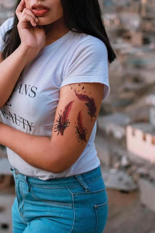 Tüy Figürlü Geçici Dövme Tattoo