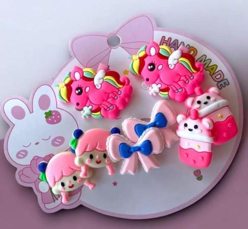 Pembe Renk Karışık Figürlü Toka Set