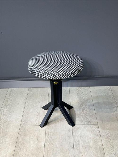Tabure Kazayağı Kumaş Puf Makyaj Masası Sandalyesi Metal Sandalye Tekli Çap 39 X Yükseklik 51 Cm