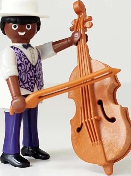 Figures 70159 Series 16 - Musician With Contrabass