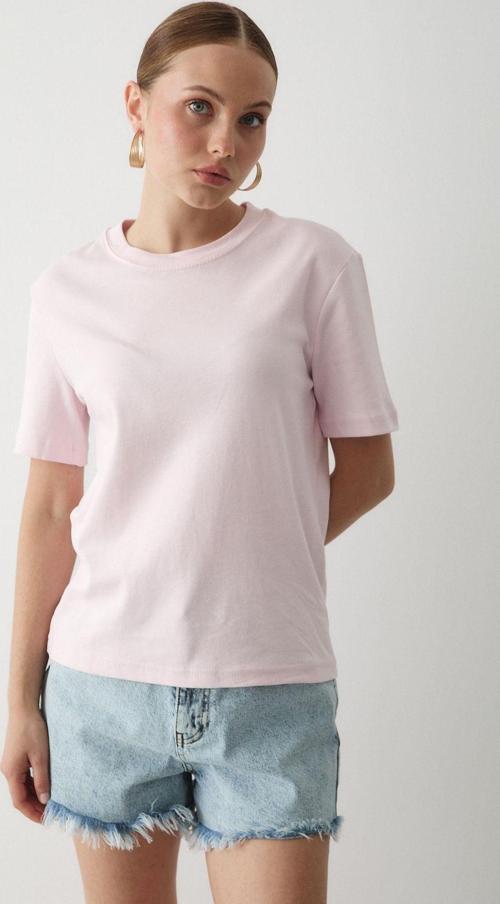 Pembe Basic Tshirt - 1075